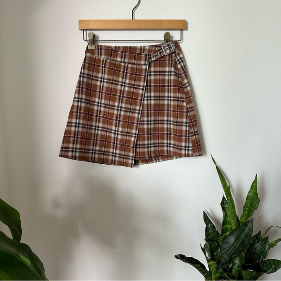 Brandy Melville Dresses & Skirts - Brandy Melville Emerson Plaid Mini Skirt